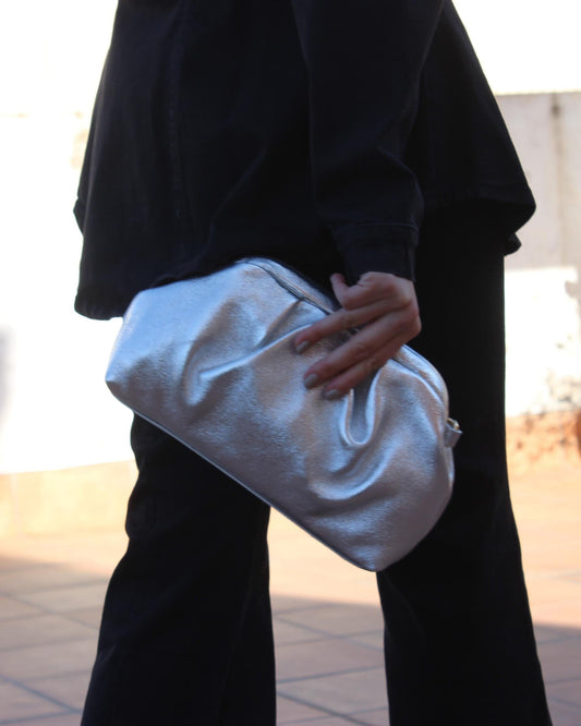 Bolso The Pouch plateado